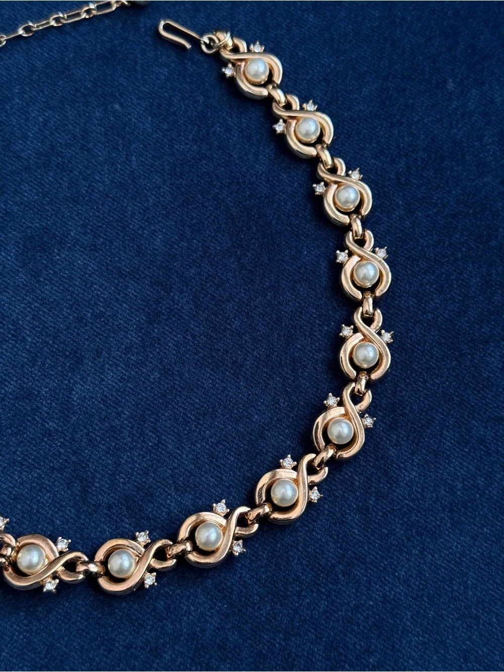 Vintage Trifari Pat Pend Gold Tone Faux Pearls Rhinestones Necklace